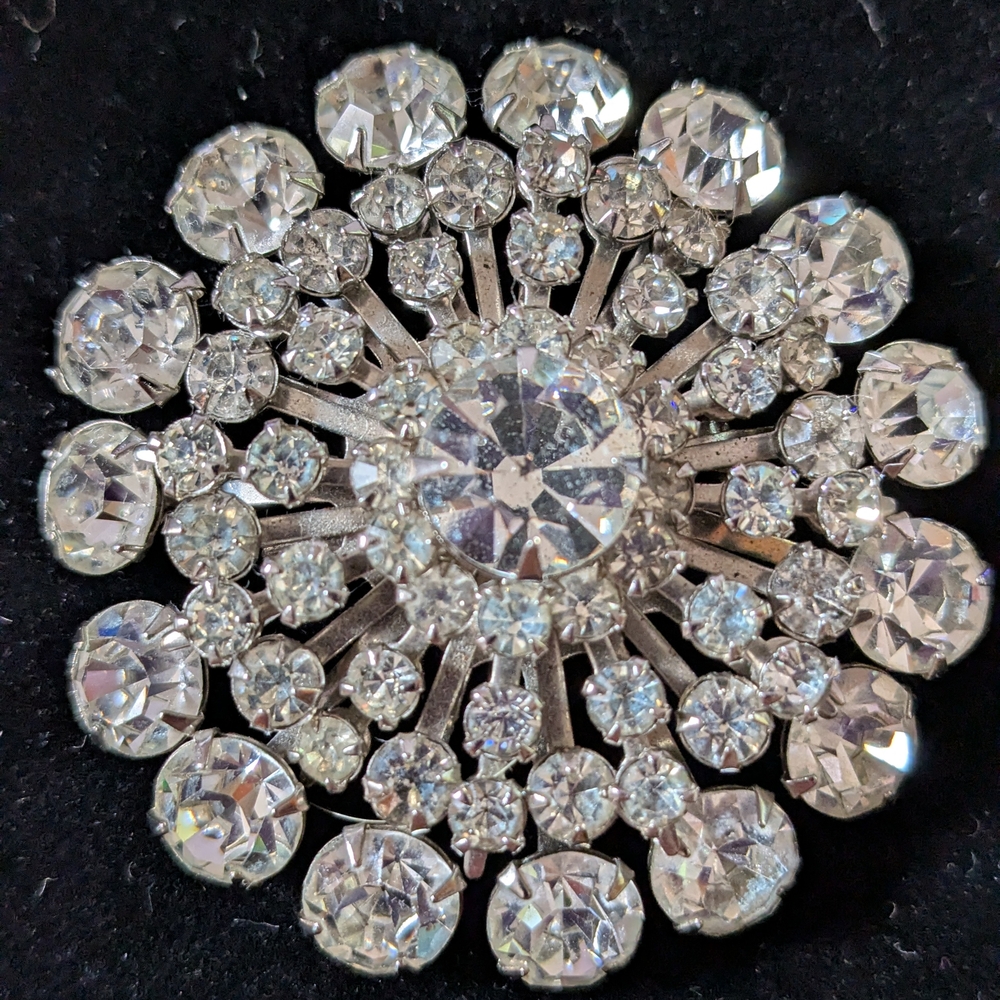 Vintage Rhinestone Starburst Brooch